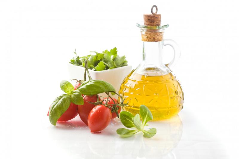 Olive oil, tomatoes and fresh herbs